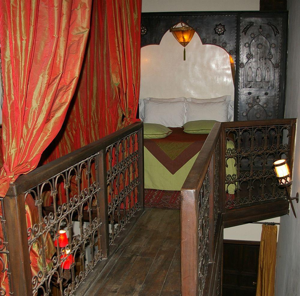 Dar Victoria Hotell Fès Exteriör bild