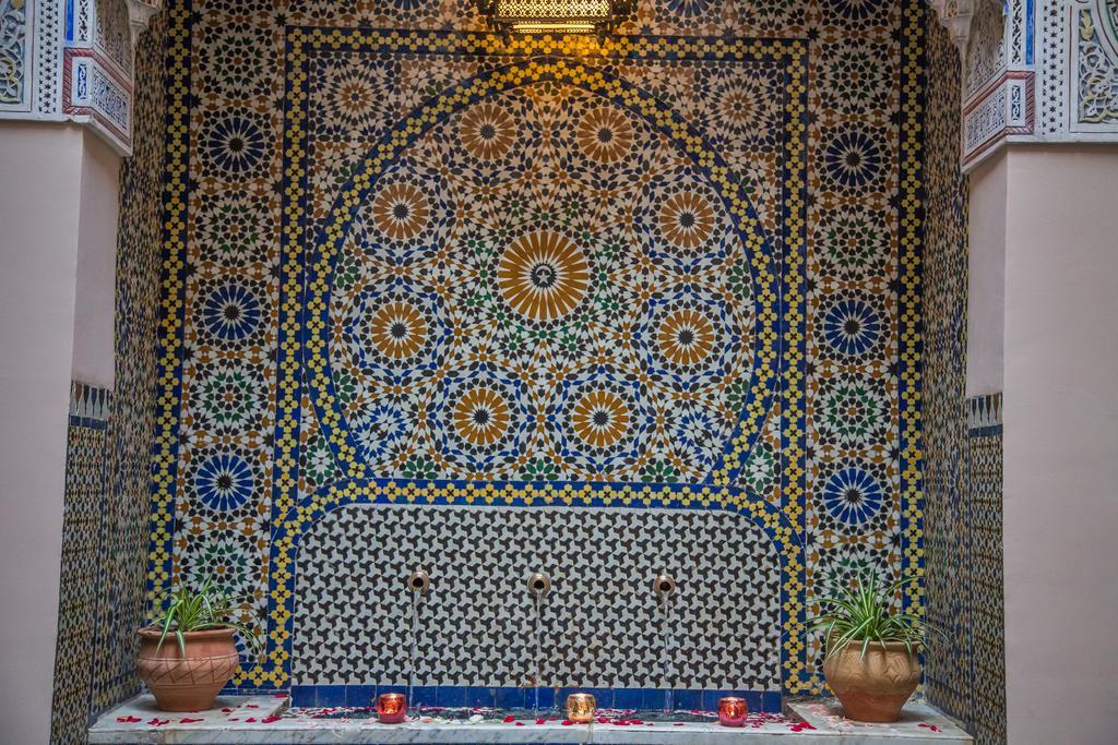 Dar Victoria Hotell Fès Exteriör bild