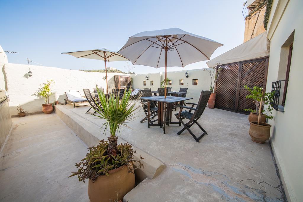Dar Victoria Hotell Fès Exteriör bild