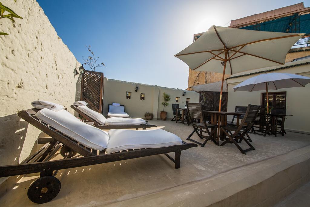 Dar Victoria Hotell Fès Exteriör bild