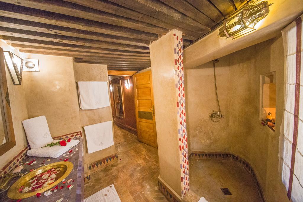 Dar Victoria Hotell Fès Exteriör bild