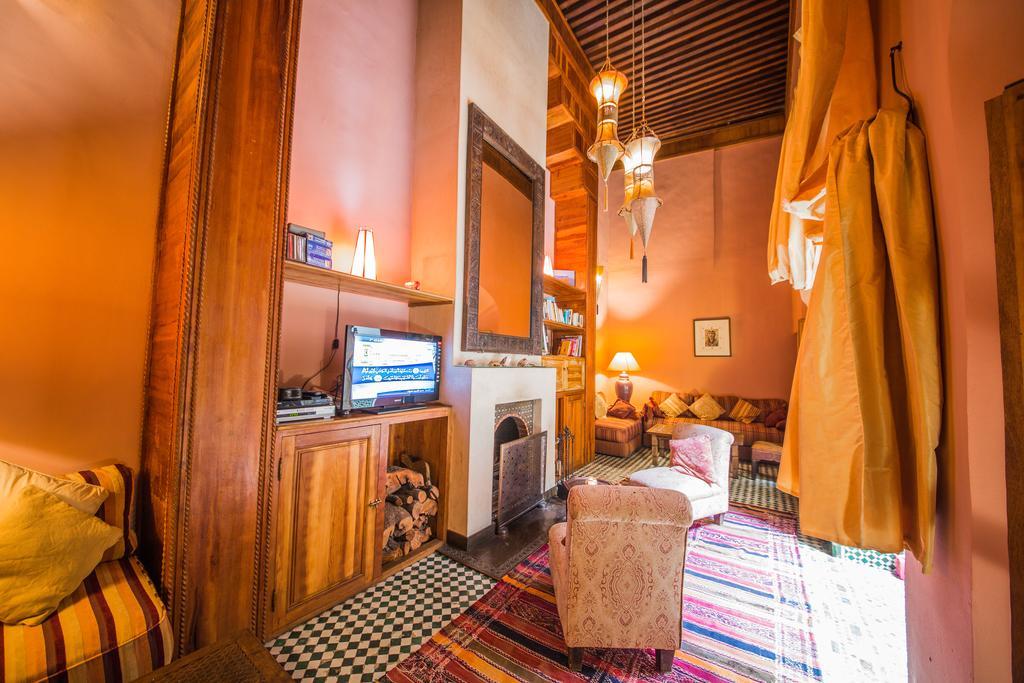 Dar Victoria Hotell Fès Exteriör bild