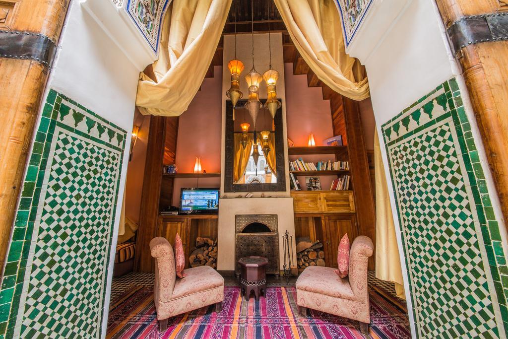 Dar Victoria Hotell Fès Exteriör bild