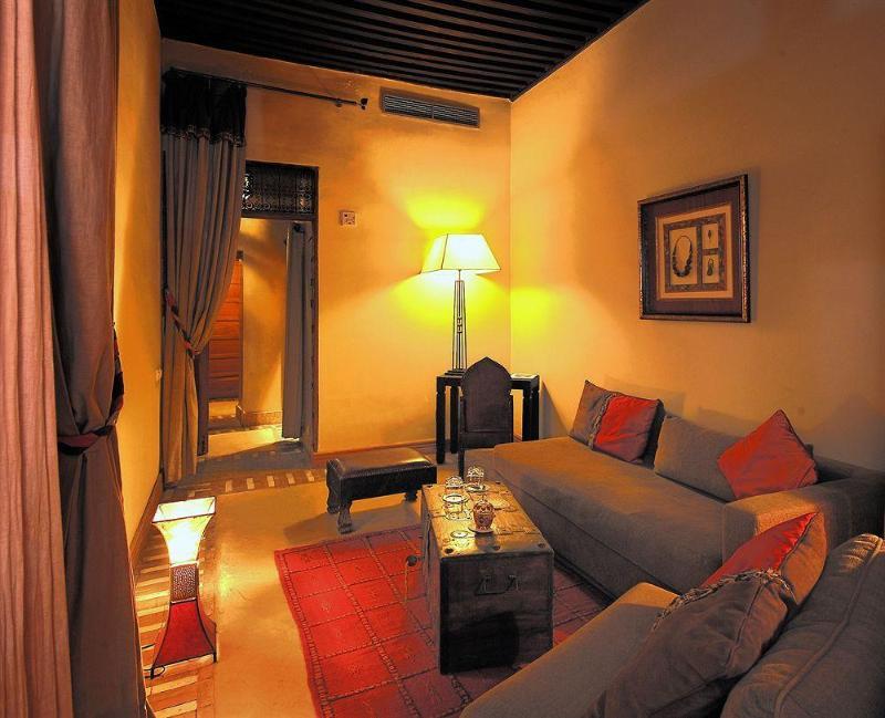 Dar Victoria Hotell Fès Exteriör bild
