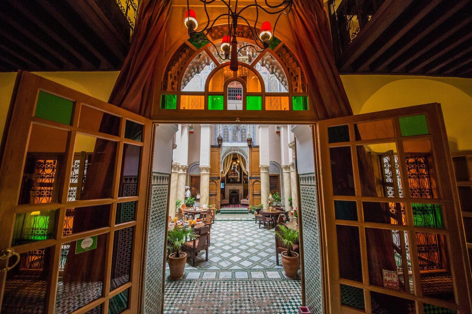 Dar Victoria Hotell Fès Exteriör bild